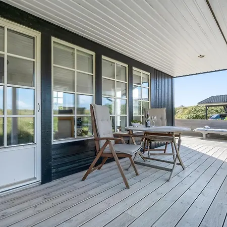 Aise - 75m From The Sea By Interhome *