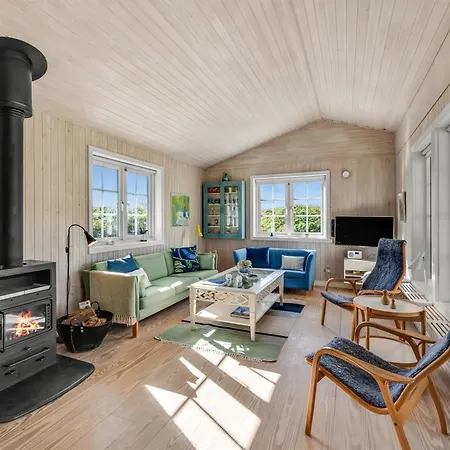 Aise - 75m From The Sea By Interhome Feriehus