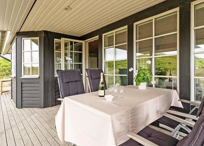 Aise - 75m From The Sea By Interhome