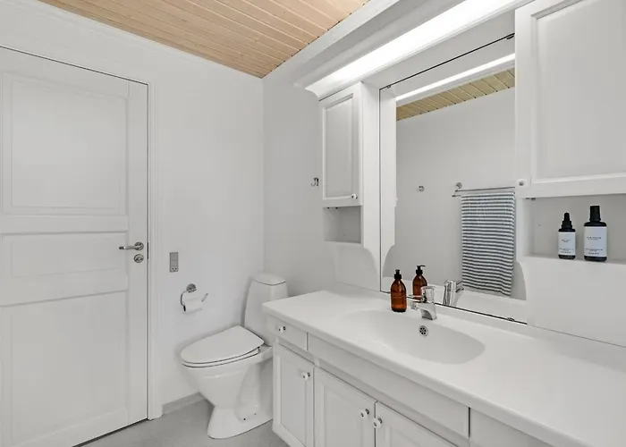 Сasa de vacaciones Aise - 75m From The Sea By Interhome *