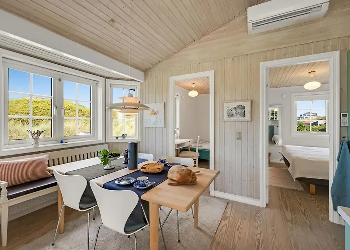 Aise - 75m From The Sea By Interhome